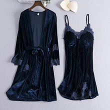 Carregar imagem no visualizador da galeria, Bath Gown Nightdress
